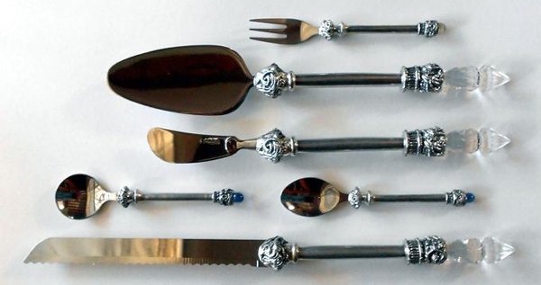 Ornate Jewel range of servers