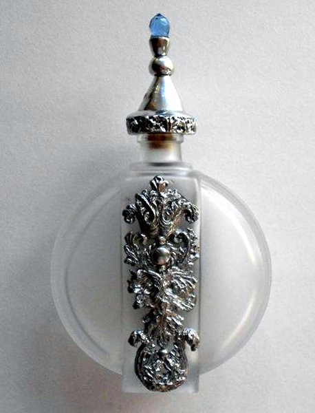 Amber style perfume bottle with solid pewter finishes